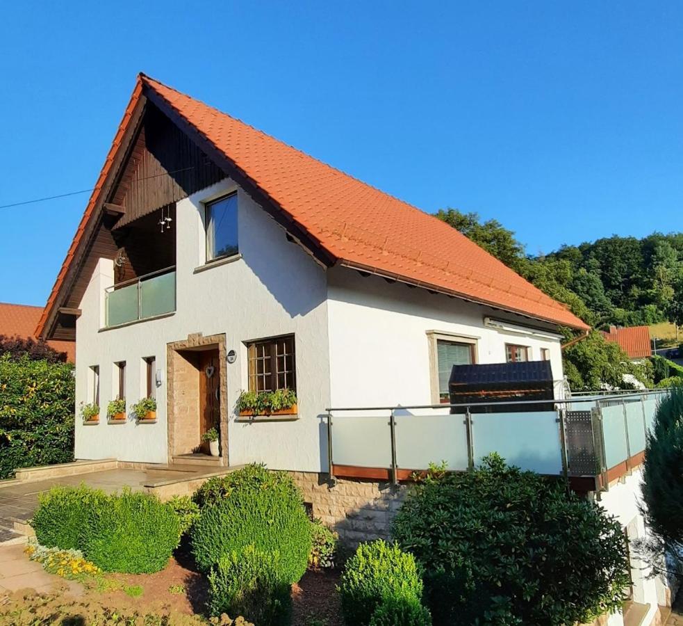 Ferienwohnung Am Rennsteig Bei Eisenach - Ilona Schmidt Wolfsburg-Unkeroda エクステリア 写真