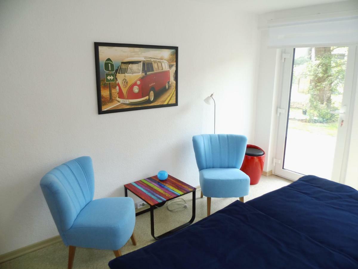 Ferienwohnung Am Rennsteig Bei Eisenach - Ilona Schmidt Wolfsburg-Unkeroda エクステリア 写真